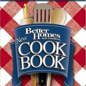 Better Homes & Gardens Cookbook 12 Edition Hardback 5 ring binder 2002